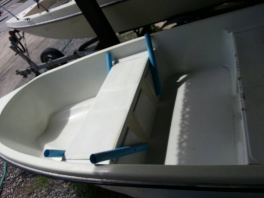 เรือ11 ฟุตพร้อมเทเลอร์ เครื่องยามาฮ่า25แรง