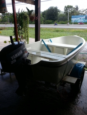 เรือ11 ฟุตพร้อมเทเลอร์ เครื่องยามาฮ่า25แรง