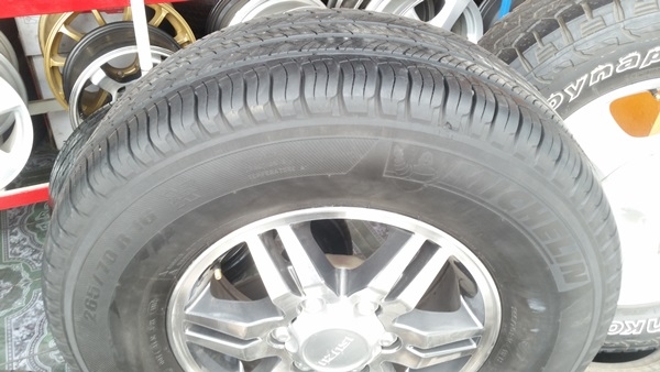 ขายล้อISUZU D-max HI -lander16 ยาง265/70/16 4 ล้อ ขายล้อISUZU D-max HI -lander16 ยาง265/70/16 4 ล้อ