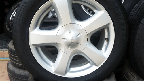 ขายล้อISUZU V Cross17 ยาง215/55/17 ปี13 4 ล้อ