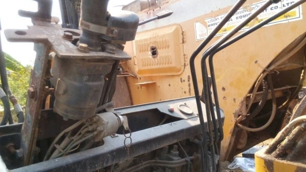 ขายรถฟอร์คลิฟต์ อุปกรณ์ขาดมั่งนิดหน่อย แต่ชากยังอยู่ครบขายถูกๆครับ