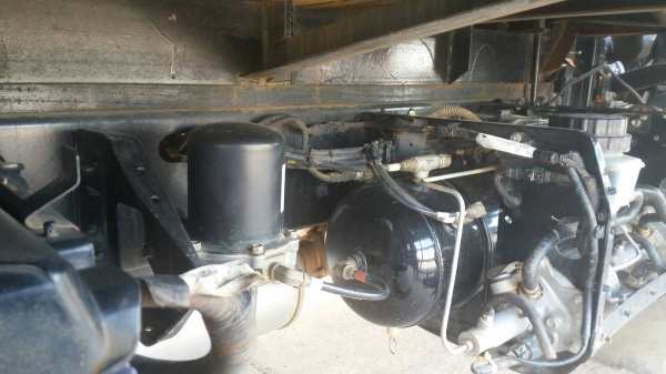 ขาย 6 ล้อ ฮีโน่ เมก้า ตู้ 10 บาน 175 แรง ปี 57 ยาว 6.5 ม. วิ่งน้อยจัด  7x,xxx  สภาพสวยจัด  พร้อมใช้  จัดแนนท์ได้ครับ สนใจติดต่อ 081-9420141  ,  081-5715326