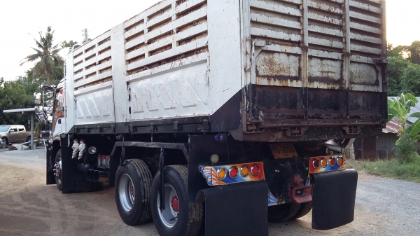 ขายสิบล้อดั๊มสองเพลาอีซูซุเดก้า 270 ยูโรทู ปี 51 แมกโหลด สนใจ 081 7368589