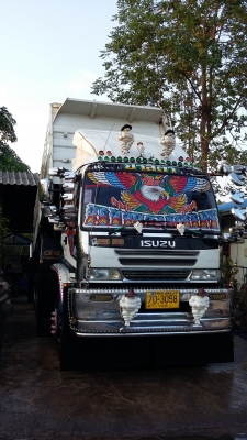 ขายสิบล้อดั๊มสองเพลาอีซูซุเดก้า 270 ยูโรทู ปี 51 แมกโหลด สนใจ 081 7368589