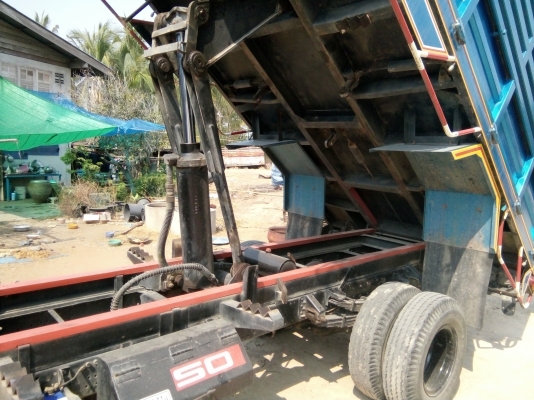 ขายรถหกล้อ ราคาถูก ติดต่อ 0932970382