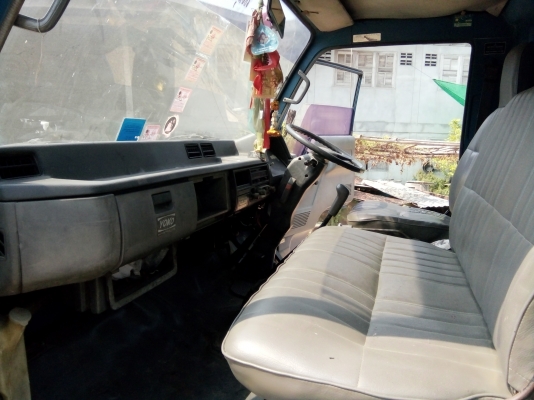 ขายรถหกล้อ ราคาถูก ติดต่อ 0932970382