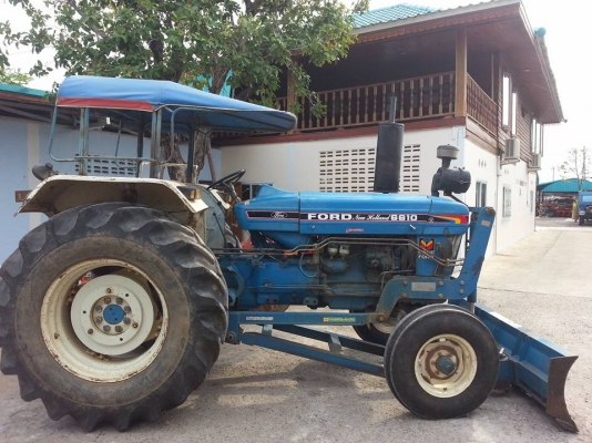 แทรกเตอร์ฟอร์ด 6600 T3 ใบมีดดันดิน มือเดียว เล่มทะเบียนพร้อม สภาพดี