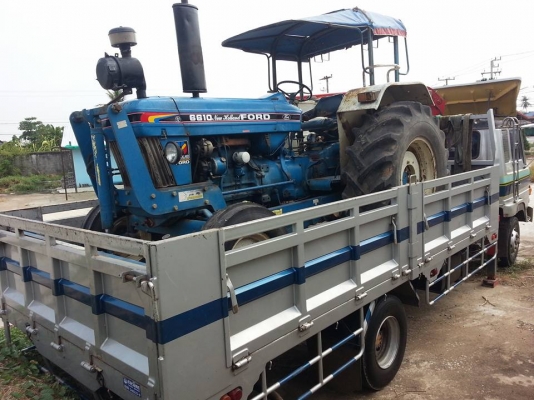 แทรกเตอร์ฟอร์ด 6600 T3 ใบมีดดันดิน มือเดียว เล่มทะเบียนพร้อม สภาพดี