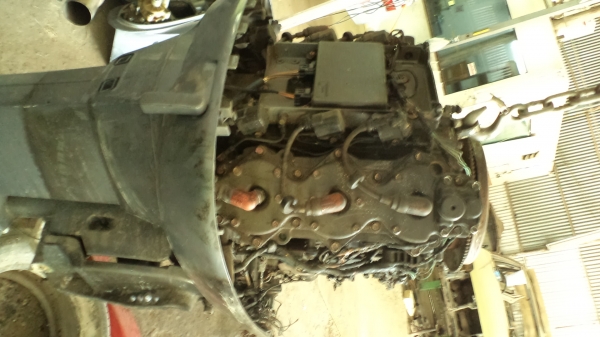 ขายเครื่องเรือyammaha 200HP ขายเครื่องเรือyammaha 200HP