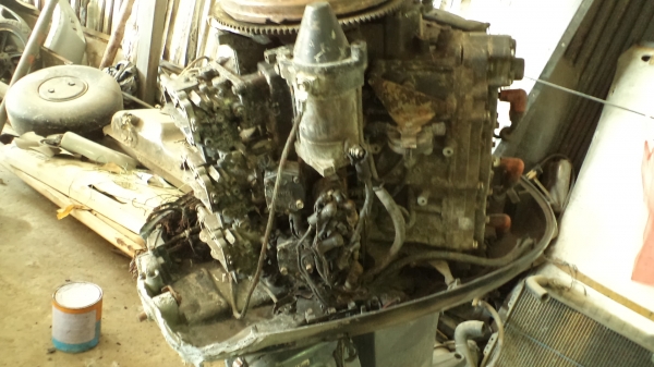 ขายเครื่องเรือyammaha 200HP ขายเครื่องเรือyammaha 200HP