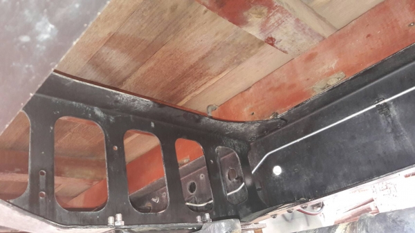 ขายหกล้อ เมก้า  FC9JJLA  175  แรง กระบะยาว 5.60 ม. ราคา 1,150,000 ต่อรองครับ