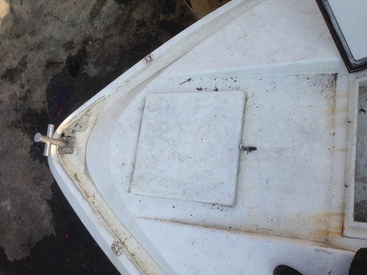 ขายเรือไฟเบอร์32ฟุต กว้าง3เมตร ทรงสูงอดีตเคยเป็นเรือดับเพลิงครับ มีห้องน้ำ ห้องนอน เครื่องวอลโว่ดีเซล6สูบ ไม่มีหางกับเกียร์ครับ พร้อมเทเลอร์6ล้อทำใหม่ ยางใหม่4เส้น รับประกันความแข็งแรงครับ ขาย 320000 บาท เอาไปทำต่ออีกนิดแหร่มเลยครับ ดีกว่าไปซื้อเป็นล้าน