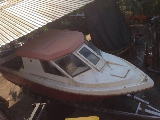 ขายเรือไฟเบอร์32ฟุต กว้าง3เมตร ทรงสูงอดีตเคยเป็นเรือดับเพลิงครับ มีห้องน้ำ ห้องนอน เครื่องวอลโว่ดีเซล6สูบ ไม่มีหางกับเกียร์ครับ พร้อมเทเลอร์6ล้อทำใหม่ ยางใหม่4เส้น รับประกันความแข็งแรงครับ ขาย 320000 บาท เอาไปทำต่ออีกนิดแหร่มเลยครับ ดีกว่าไปซื้อเป็นล้าน