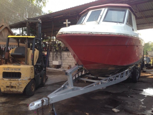 ขายเรือไฟเบอร์32ฟุต กว้าง3เมตร ทรงสูงอดีตเคยเป็นเรือดับเพลิงครับ มีห้องน้ำ ห้องนอน เครื่องวอลโว่ดีเซล6สูบ ไม่มีหางกับเกียร์ครับ พร้อมเทเลอร์6ล้อทำใหม่ ยางใหม่4เส้น รับประกันความแข็งแรงครับ ขาย 320000 บาท เอาไปทำต่ออีกนิดแหร่มเลยครับ ดีกว่าไปซื้อเป็นล้าน