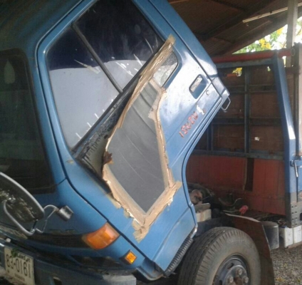 หกล้อ อีซูชุ NPR59L 4BD1-115โบว์ ปี39 ช่วงยาว 4.30ม พ.เวอร์ ช่วงล่างใหญ่ ^สเปรกต่อดั้ม^ เล่มทะเบียนพร้อมโอน หกล้อ อีซูชุ NPR59L 4BD1-115โบว์ ปี39 ช่วงยาว 4.30ม พ.เวอร์ ช่วงล่างใหญ่ ^สเปรกต่อดั้ม^ เล่มทะเบียนพร้อมโอน