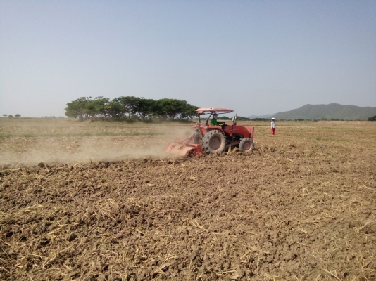 รถไถคูโบต้า L4708อุปกรณ์3อย่าง ดัน ผาน โล