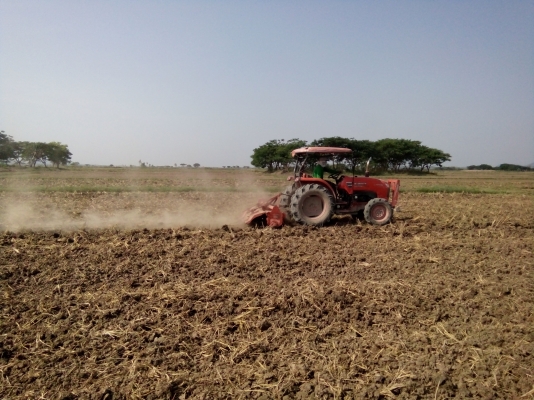 รถไถคูโบต้า L4708อุปกรณ์3อย่าง ดัน ผาน โล