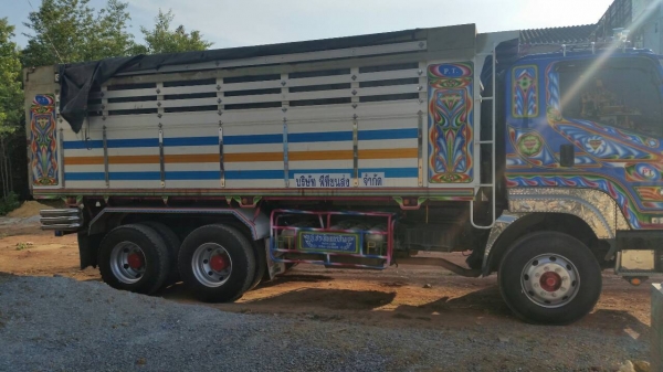 สิบล้อ อีซูชุ 360ปี53 แม่+ลูกปี55 ดั้มมีเนียม สภาพดีสวยจัดบางเดิมทั้งคัน เล่มทะเบียนพร้อมโอน