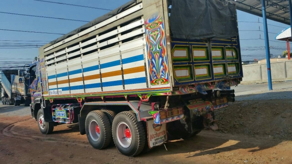 สิบล้อ อีซูชุ 360ปี53 แม่+ลูกปี55 ดั้มมีเนียม สภาพดีสวยจัดบางเดิมทั้งคัน เล่มทะเบียนพร้อมโอน