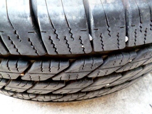 ยางมิเชลีน265/65/17 ปี2013 ยางมิเชลีน265/65/17 ปี2013