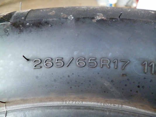 ยางมิเชลีน265/65/17 ปี2013 ยางมิเชลีน265/65/17 ปี2013