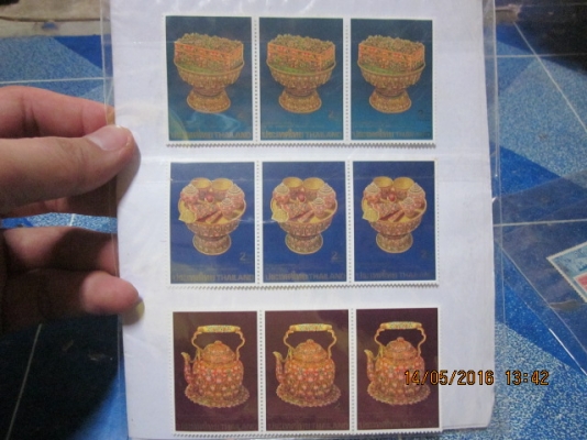 แสตมป์เก่า เป็นชุดมีใช้แล้วและยังไม่ใช้ครับ สวยครับ