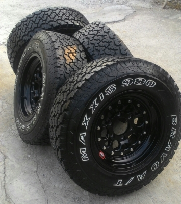 ขายล้อพร้อมยางAT 245/70/16 ขายล้อพร้อมยางAT 245/70/16