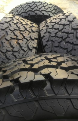 ขายล้อพร้อมยางAT 245/70/16 ขายล้อพร้อมยางAT 245/70/16