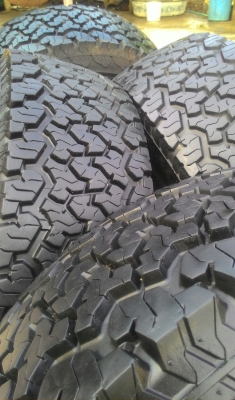 ขายล้อพร้อมยางAT 245/70/16 ขายล้อพร้อมยางAT 245/70/16