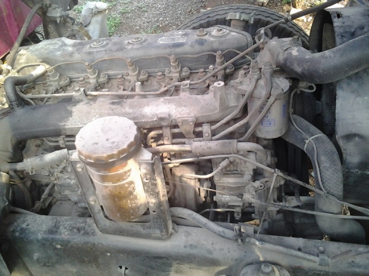 ขายสิบล้อ ร็อคกี้175 เพลาเดียวครับ ขายสิบล้อ ร็อคกี้175 เพลาเดียวครับ