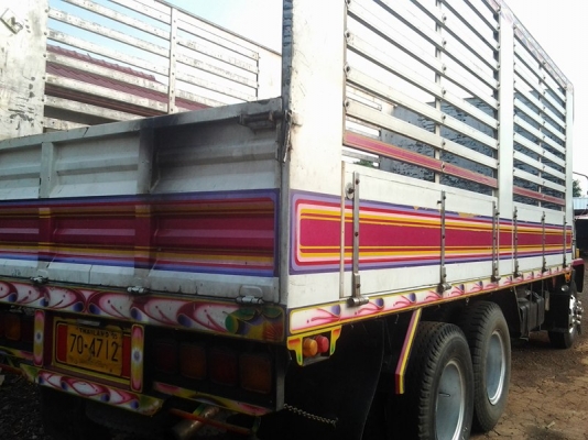 ขายสิบล้อ ร็อคกี้175 เพลาเดียวครับ ขายสิบล้อ ร็อคกี้175 เพลาเดียวครับ