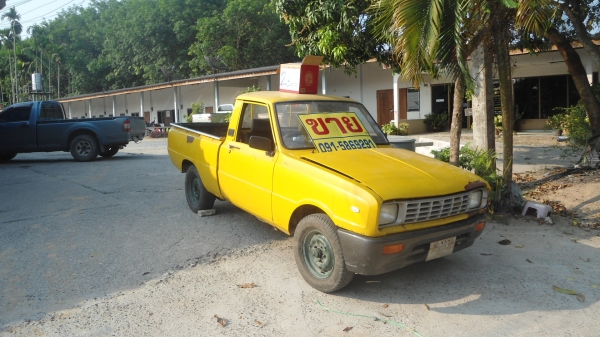 ขายมาสด้าเล็ก4ขอทะเบียนขาด1ปีครับ