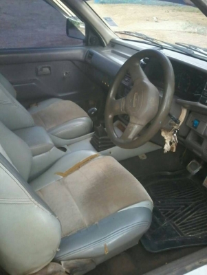 มังกรทองยอดประหยัด แวน 7 ที่นั้ง รถครอบครัว