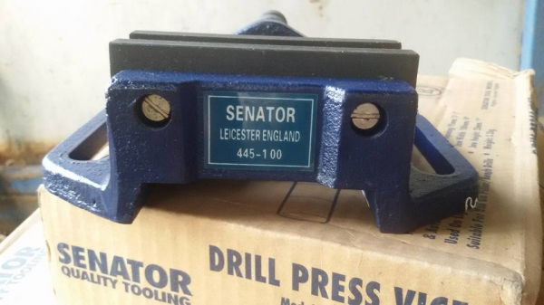 ปากกาจับงานสว่านแท่น Senator ปากกาจับงานสว่านแท่น Senator