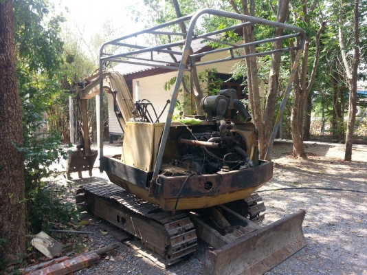 ขายรถแบคโฮ MITSUBICHI 35 พร้อมหางลากเทรลเลอร์ ราคา 150000 ขายรถแบคโฮ MITSUBICHI 35 พร้อมหางลากเทรลเลอร์ ราคา 150000