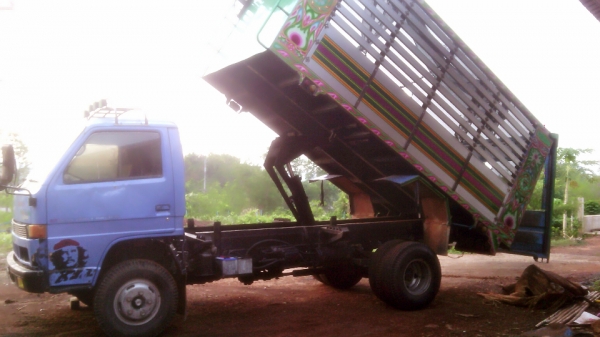 ขาย NPR ดั้ม ขาย NPR ดั้ม