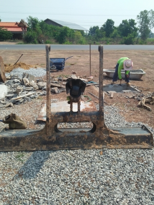 ขายใบดันแบคโฮ kommatsu 60รุ่น 8