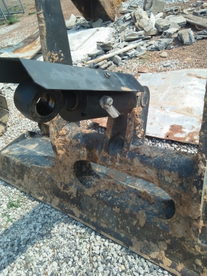 ขายใบดันแบคโฮ kommatsu 60รุ่น 8