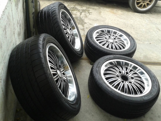 ขอบ17นิ้ว6รู พร้อมยาง สวยๆ 4 ล้อ ราคา 7900 บาท ขอบ17นิ้ว6รู พร้อมยาง สวยๆ 4 ล้อ ราคา 7900 บาท