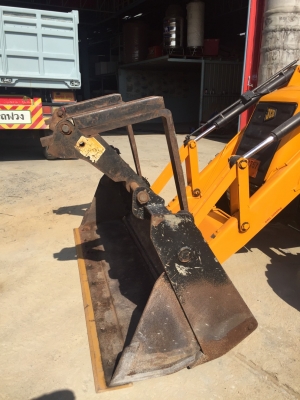 ขาย JCB 3CX (4WD) Contructor สภาพสวยๆ พร้อมใช้งาน ขาย JCB 3CX (4WD) Contructor สภาพสวยๆ พร้อมใช้งาน