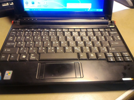 เนตบุ๊คคอมพิวเตอร์พกพา Acer Aspire One หน้าจอ 10.1 นิ้ว  CPU ของ Intel  Atom  แรม 1 GB. พร้อมใช้งานต่อเนตไวไฟ อื่นครบลงโปรแกรม วินโดว์ xp sp3