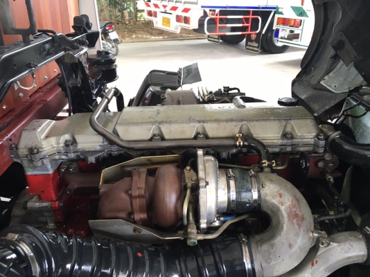 ขาย6ล้อHINO.MAGA.FG1JPPA Euro2.เครื่อง212เเรง กระบะคาร์โก้ใหม่ๆพร้อมคอกสูงยาว 7.20เมตรหัวเดิมๆเบรคทิฟฟี่จดทะเบียนปี2546(2003)ใครหารุ่นนี้อยู่ไม่ผิดหวังเเน่นนอนราคา 980,000บาทจัดไฟเเนนท์ได้ทั่วโลกครับสนใจดูรถได้ที่เต็นท์รถ JJ.AUTOCAR 2 หลังวัดจันทรารามติดถ