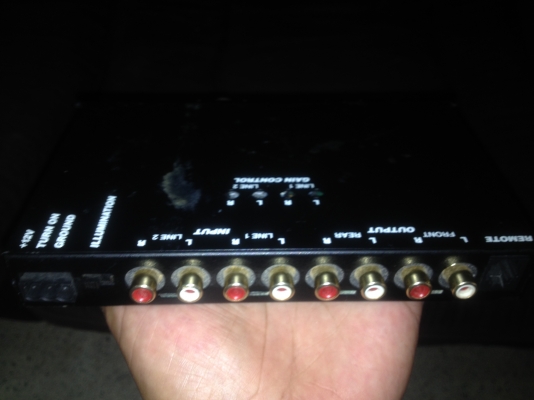 ปรีแิอมป์ Kicker รุ่น KQ5 5-Band Equalizer EQ