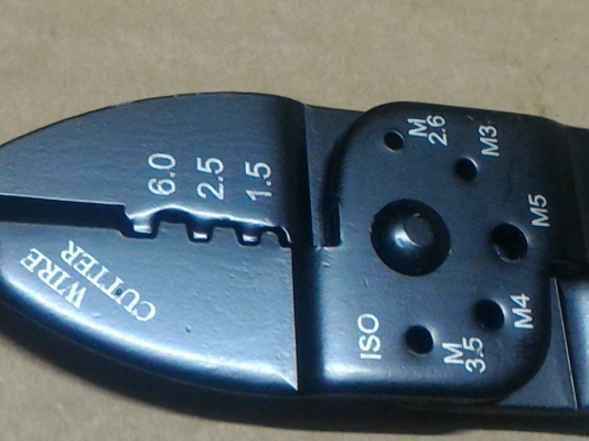 คีมตัด - ย่้ำ - ปลอกสายไฟแบบเอนกประสงค์ ยี่ห้อ Winton ย้ำลายไฟได้สวย ง่าย แน่น