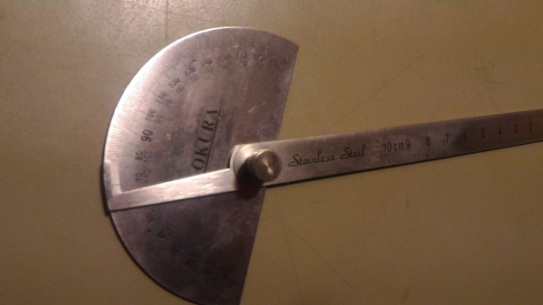 ชุดวัดองศา ยี่ห้อ OKURA มุมต่างๆ เป็นสแตนเลส คงทน สะดวกใช้ใช้วัด วัดความยาวก็ได้ ความลึก วัดความเอียง วัดมุมดอกสว่าน