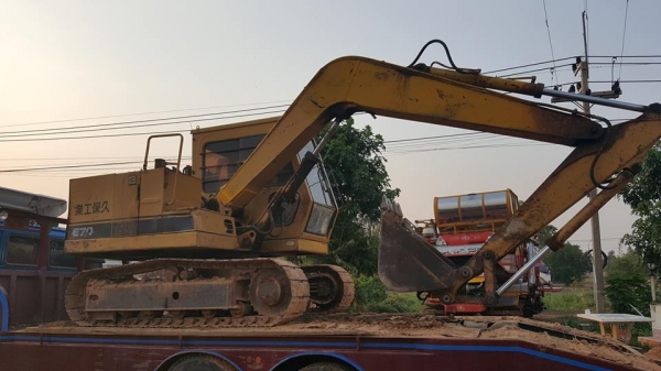ขายรถขุดแบ็คโค CAT E70เอกสารใบอินวอยซ์ สีเดิมเก่านอก เครื่องแน่น ทำงานเร็วไม่โหลด เฟรมสวย ปั๊มแห้ง สภาพพร้อมทำงาน