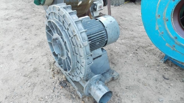 ** NEW Item ** พัดลมโบวเวอร์ดูด-เป่าอากาศ งานนอก 5/7.5/10 HP. สภาพใหม่วิ่งเงียบพร้อมใช้งาน!!