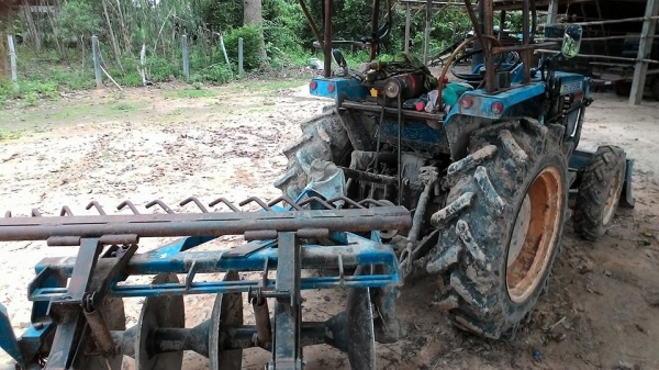 ขายรถไถ ราคา 85000