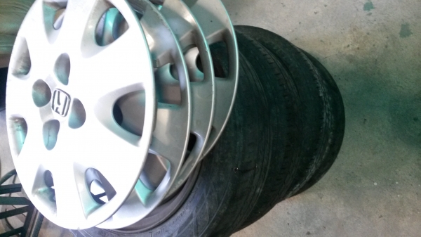 ขายยางรถยนต์พร้อมกระทะล้อ