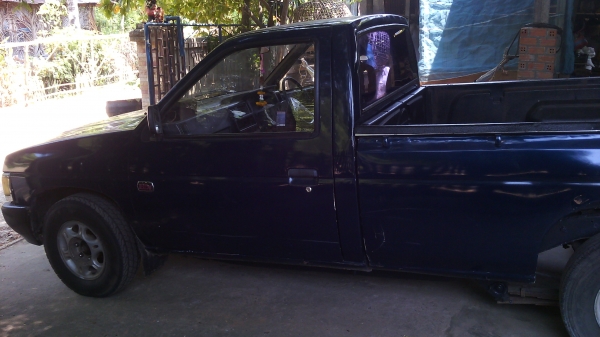 นิสสันบิ๊กเอ็มตอนเดียวฝาแดง ปี38 รุ่นยอดนิยม รถบ้าน